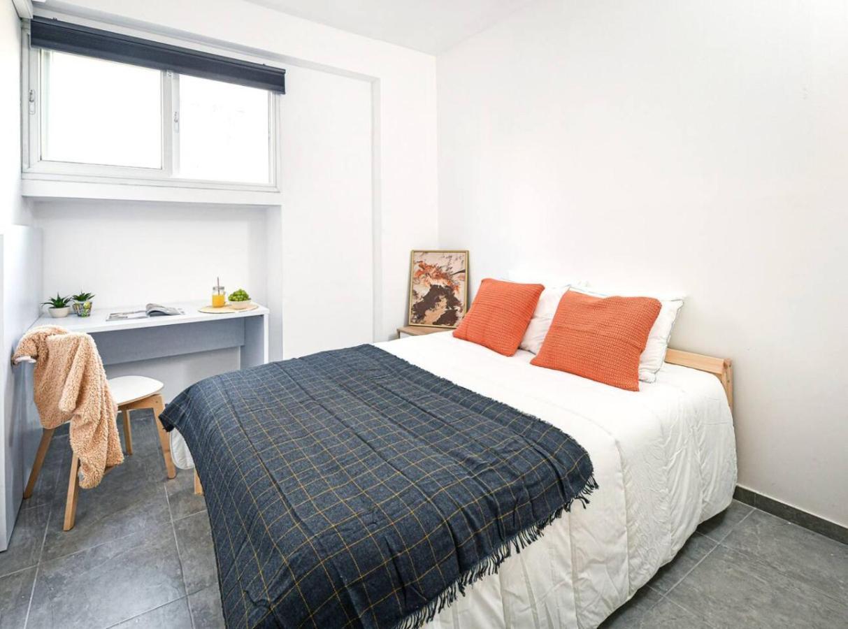 Heart Of Spacious By Sea N' Rent Apartment Tel Aviv